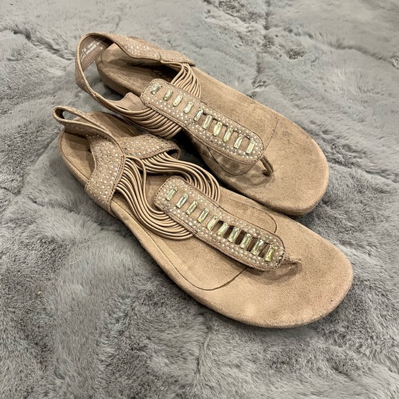 GNW Shoes - Tan Sparkly Strappy Sandals